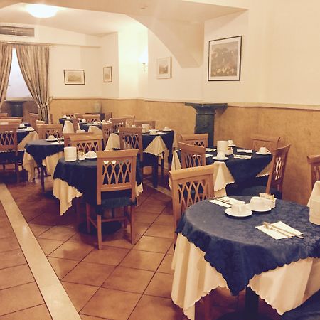 Hotel Giglio Dell'Opera Roma Dış mekan fotoğraf