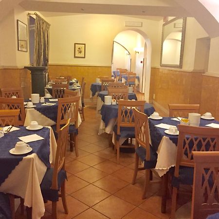 Hotel Giglio Dell'Opera Roma Dış mekan fotoğraf
