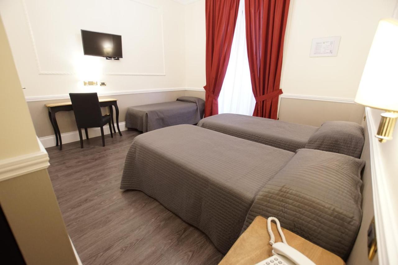 Hotel Giglio Dell'Opera Roma Dış mekan fotoğraf