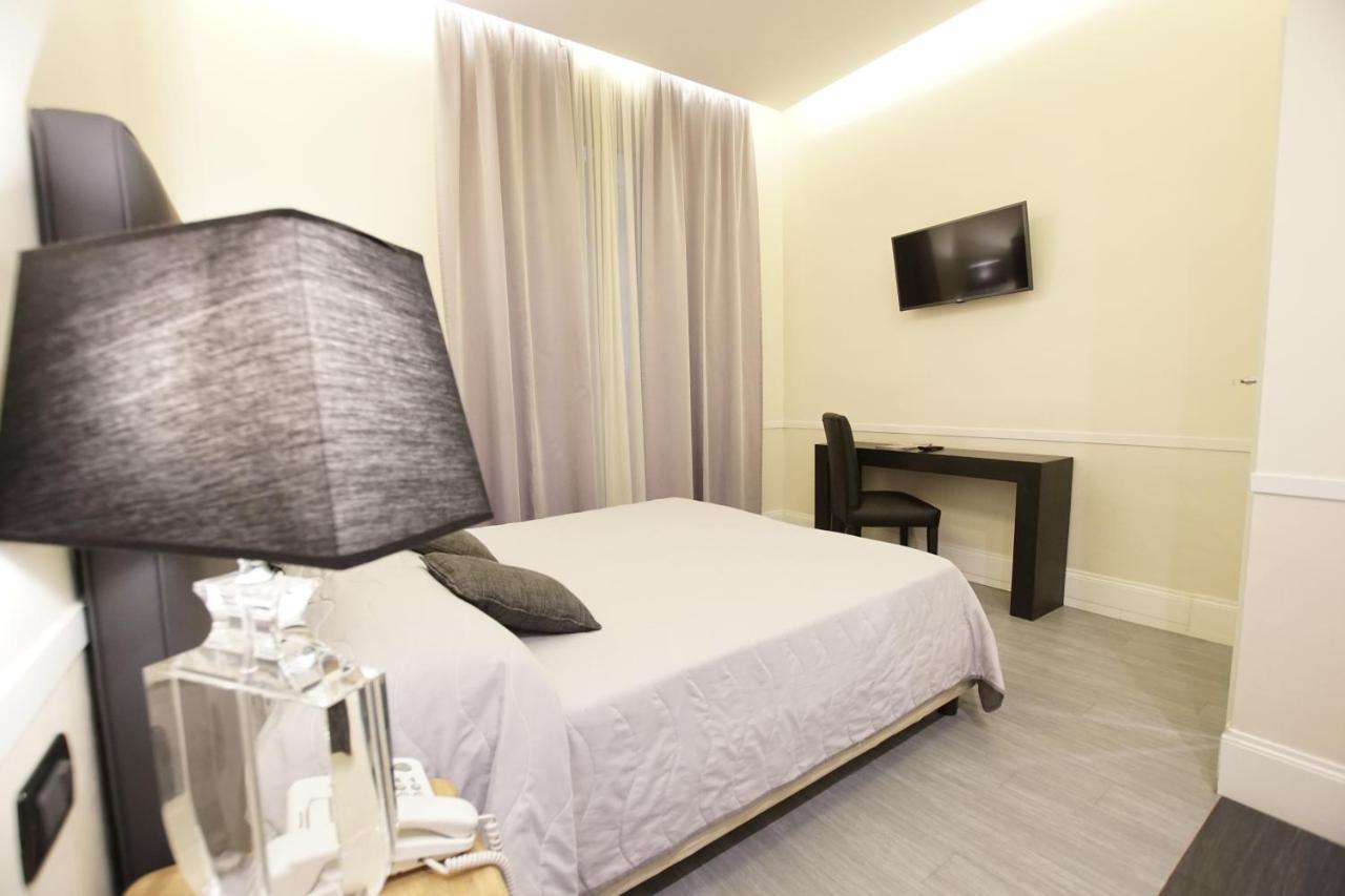 Hotel Giglio Dell'Opera Roma Dış mekan fotoğraf