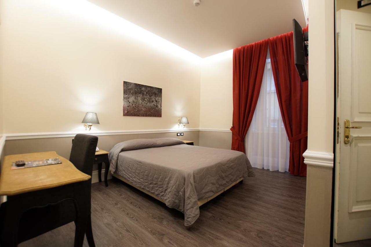 Hotel Giglio Dell'Opera Roma Dış mekan fotoğraf