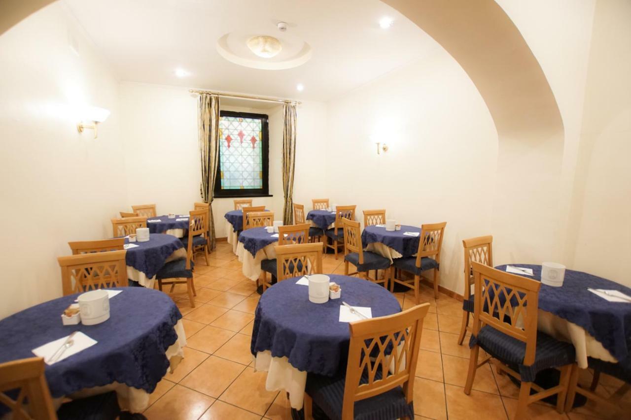 Hotel Giglio Dell'Opera Roma Dış mekan fotoğraf