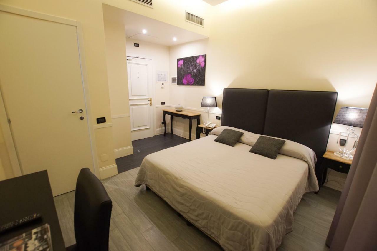 Hotel Giglio Dell'Opera Roma Dış mekan fotoğraf